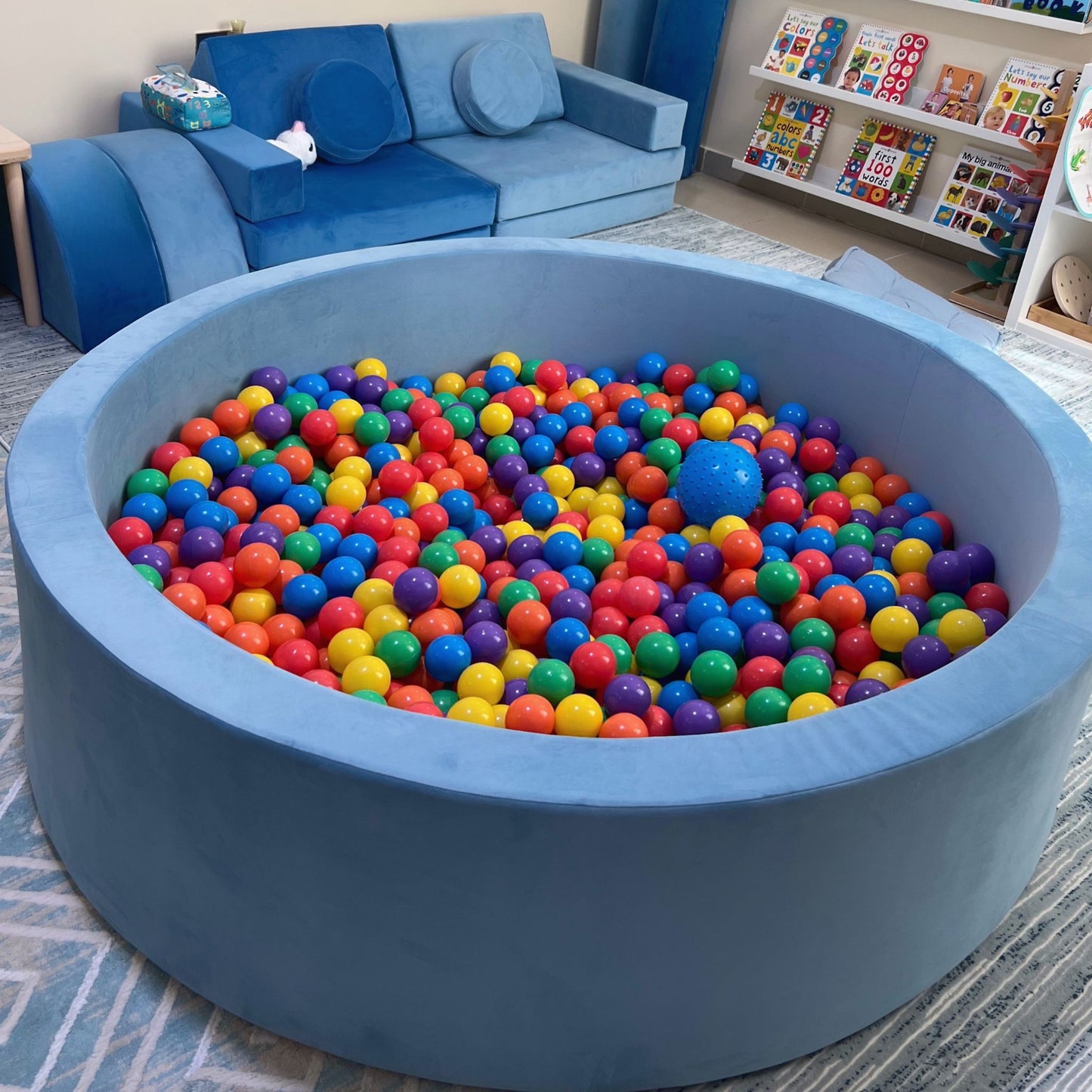 a playpen, bit balls in dubai, best play ball in UAE, pit balls, splash pond in dubai, Ball pool area dubai