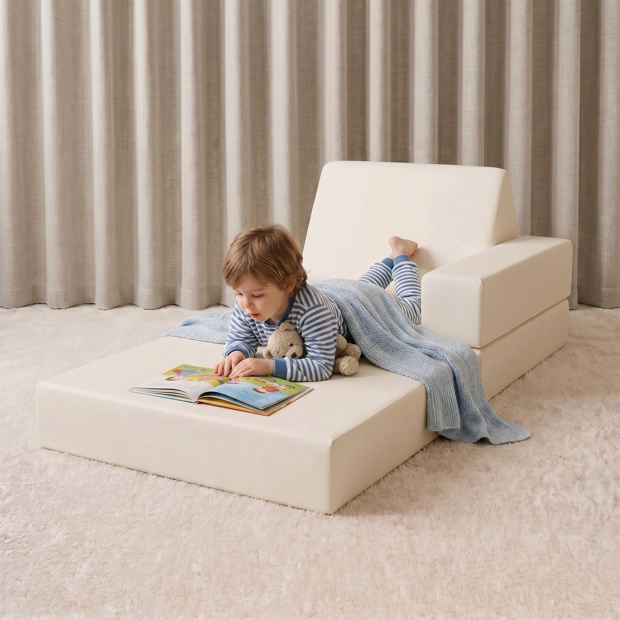 FUDGee® Mini Throne | 4-Piece Flip Out Sofa Bed Set